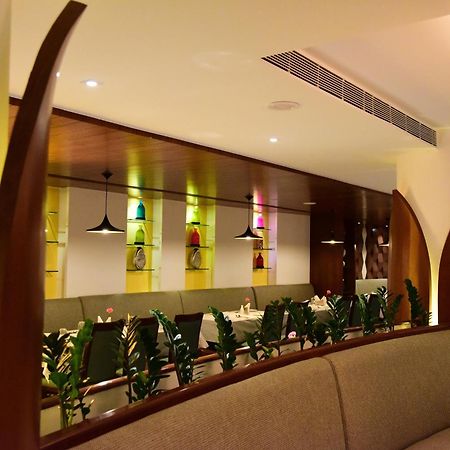 The Royal Comfort Bangalore Eksteriør billede