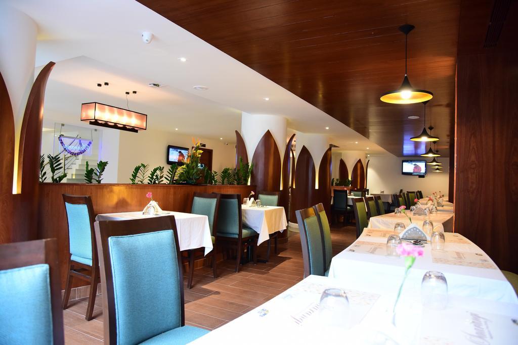 The Royal Comfort Bangalore Eksteriør billede