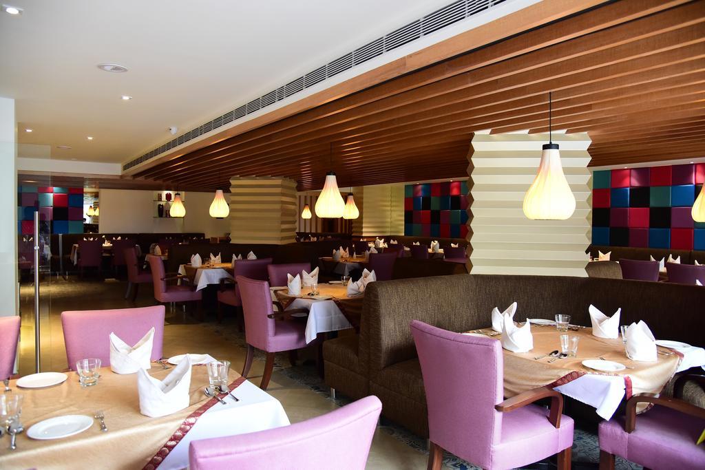 The Royal Comfort Bangalore Eksteriør billede
