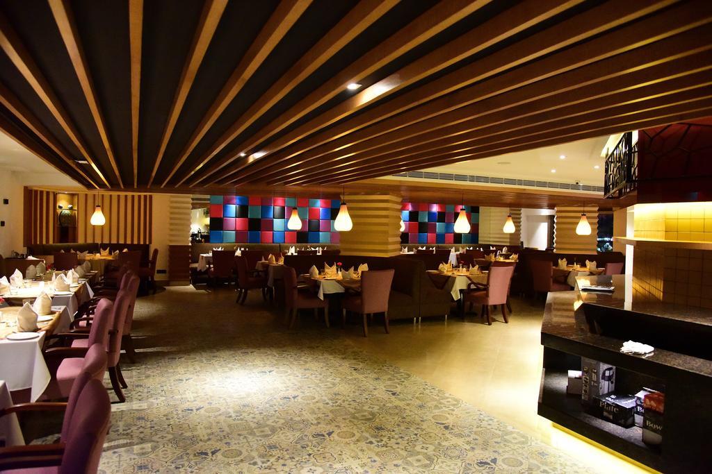 The Royal Comfort Bangalore Eksteriør billede