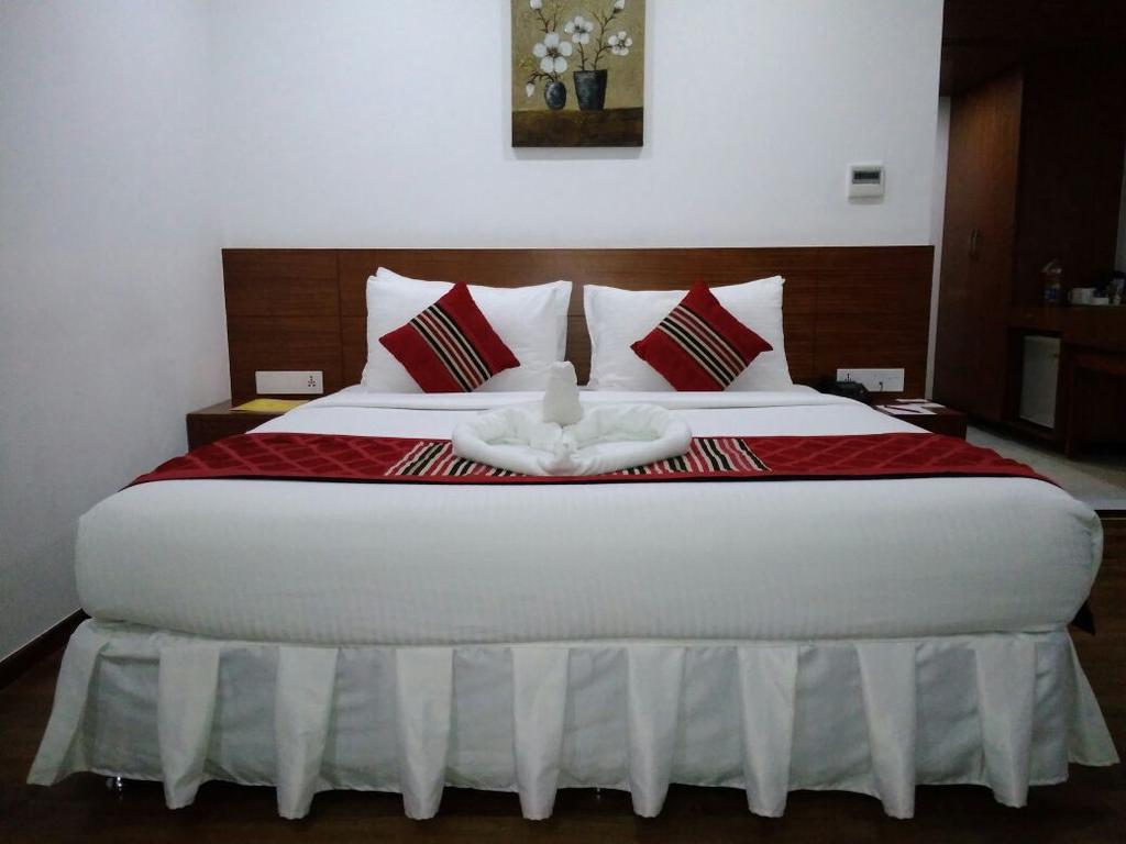 The Royal Comfort Bangalore Eksteriør billede