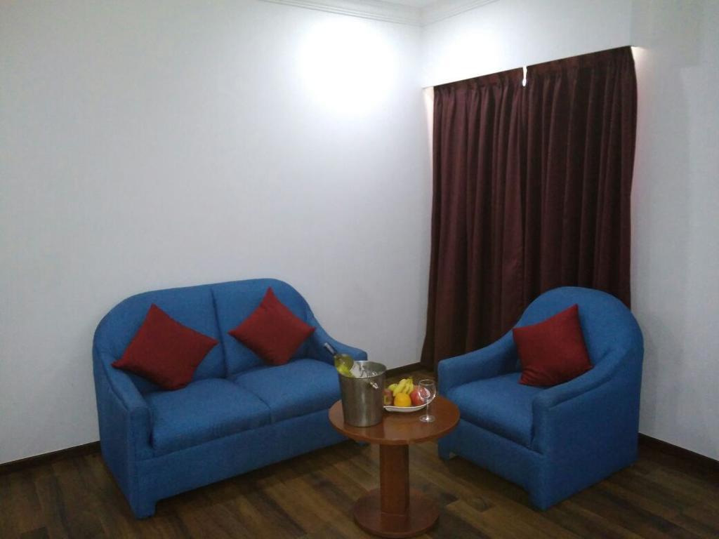 The Royal Comfort Bangalore Eksteriør billede